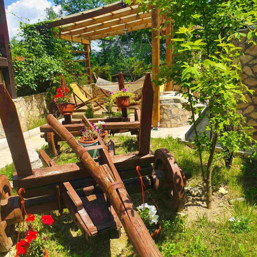 Apartment Little Paradise Високо Екстериор снимка