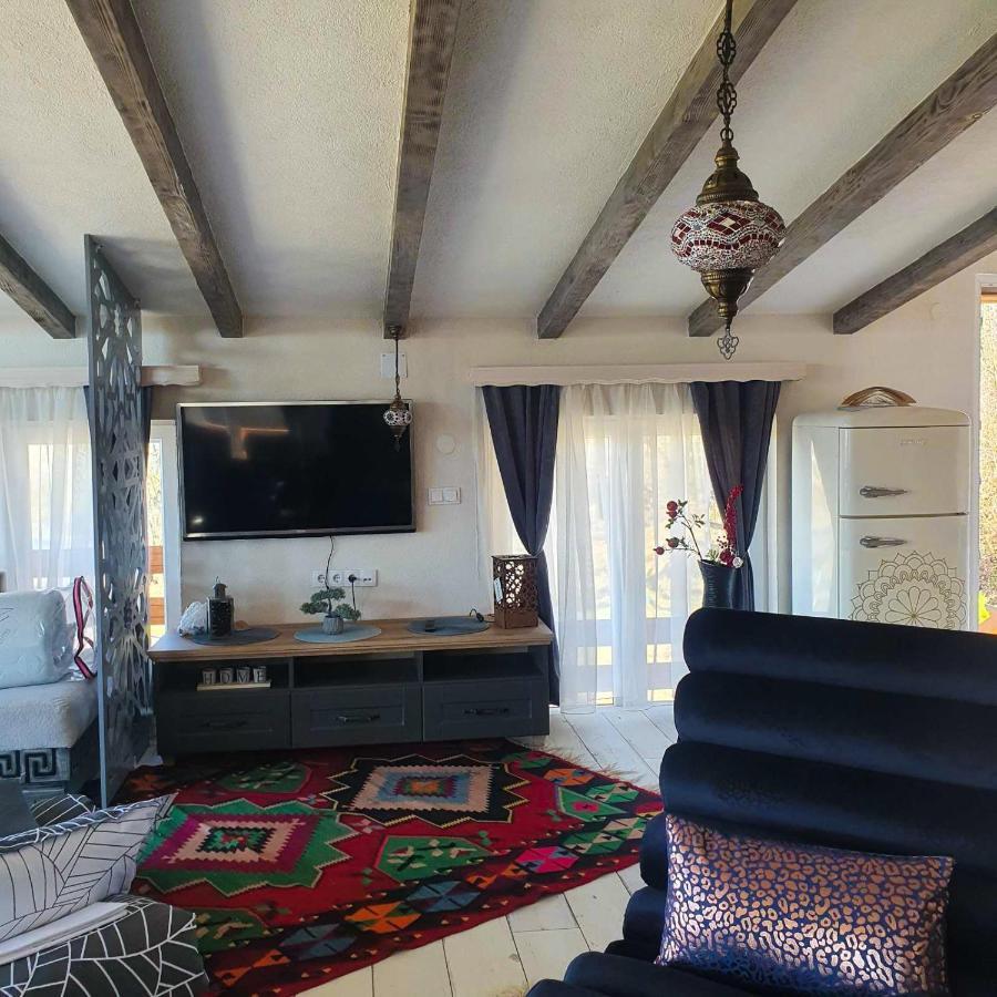 Apartment Little Paradise Високо Екстериор снимка