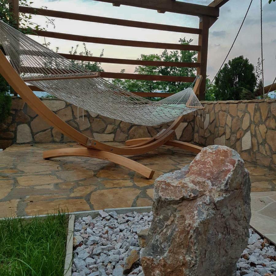 Apartment Little Paradise Високо Екстериор снимка